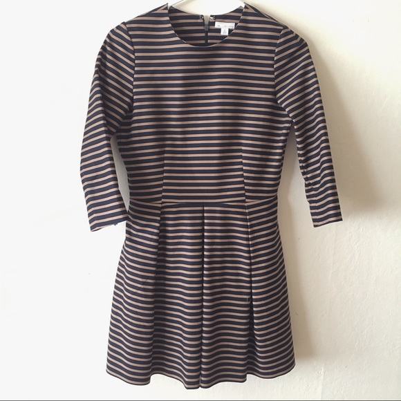 LAST DAY Gap petite striped pleated dress - Picture 4 of 5